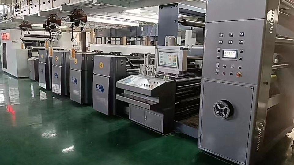 Max.Velocidade mecânica 150m/min Unidade de impressão Flexo para grande rewinder Diâmetro 1524mm
