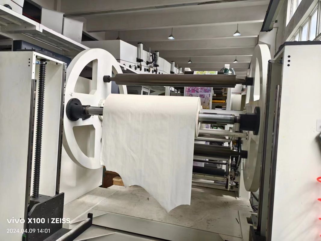 Máquina de impressão flexográfica em cascata de tipo vertical para materiais não tecidos de papel