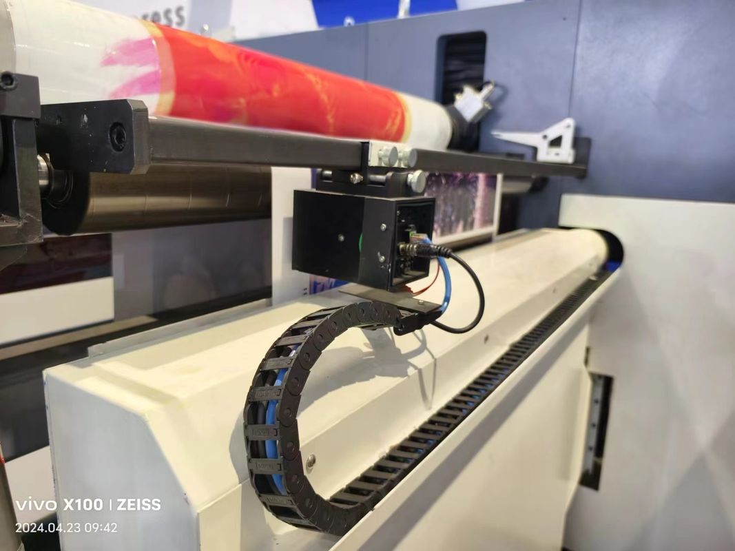 Máquina de impressão flexográfica de mangas para processo de secagem e rebobinagem de impressão em um passo