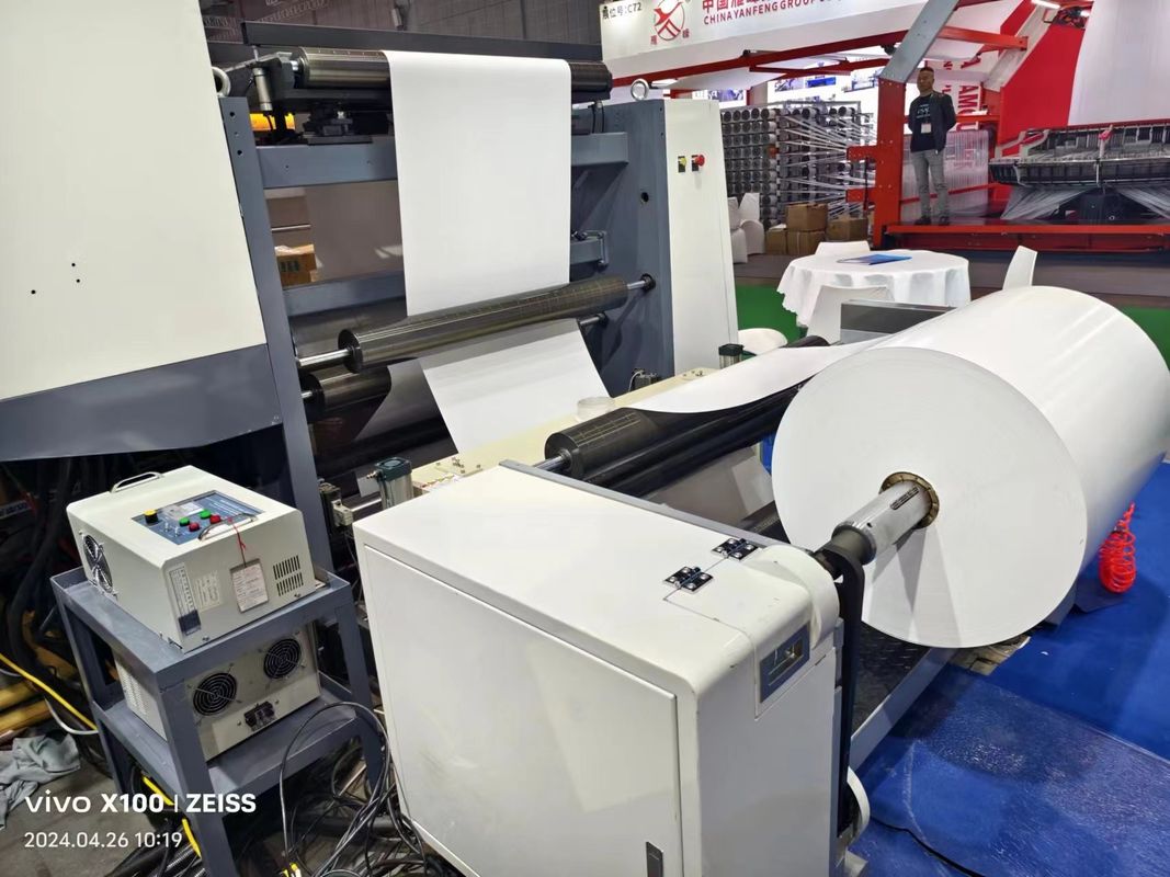 Secador IR e sistema de guia de web incluídos na máquina de impressão flexopintada de manga