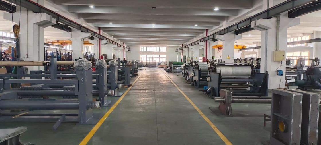 Máquina de impressão flexográfica 380V50Hz em caixa de cartão com velocidade de 300 m/min, perfeita para impressão de embalagens flexíveis