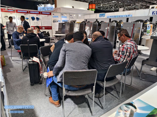 Máquina de Impressão Flexo de Manga Controlada por PLC com Max. Largura de Impressão de 1000 mm